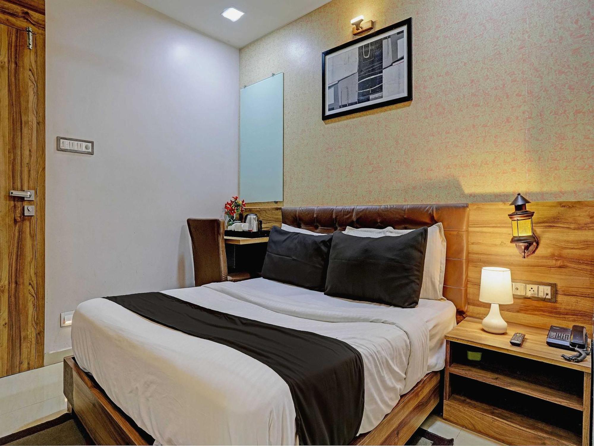 Hotel O Blue Inn Residence Near R City Mall Mumbai  Buitenkant foto